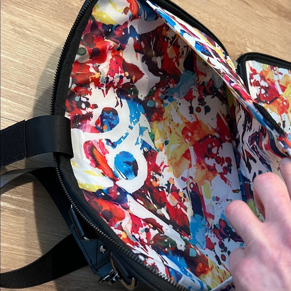 Robert Graham Black Leather Acadia Laptop Bag Sleek Professional Design - Picture 10 of 13